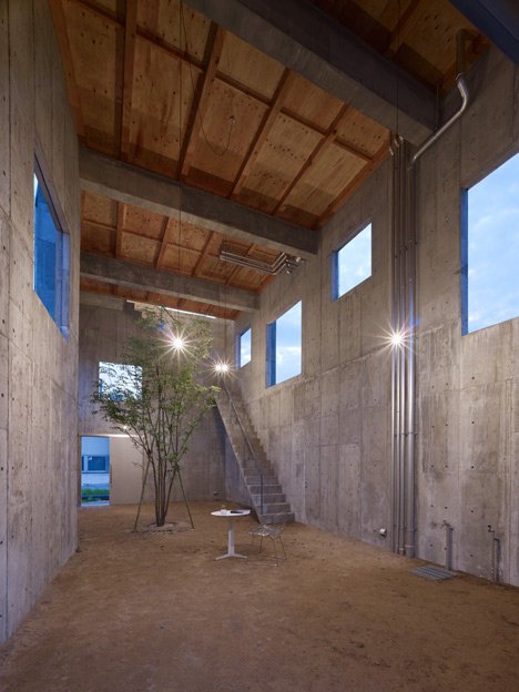 House in Yagi by Suppose Design office