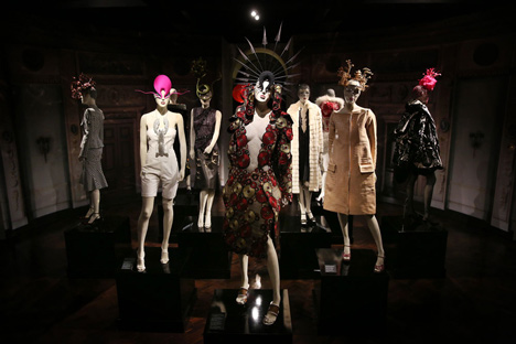 Isabella Blow Fashion Galore exhibition at Somerset House_dezeen_10