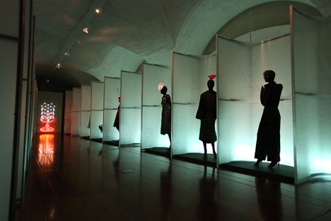 Isabella Blow Fashion Galore exhibition at Somerset House_dezeen_13