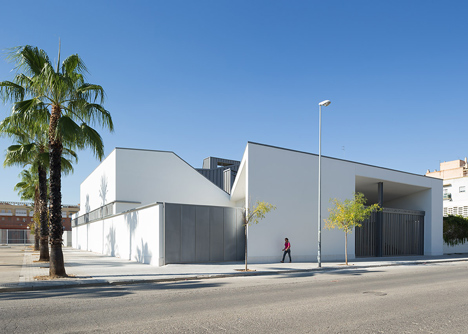 La Ascension del Senor Church by AGi architects