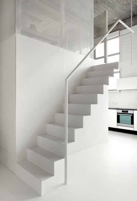 Loft FOR renovated apartment in Brussels by adn Architectures