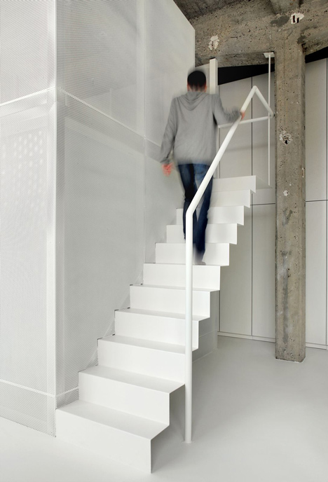 Loft FOR renovated apartment in Brussels by adn Architectures