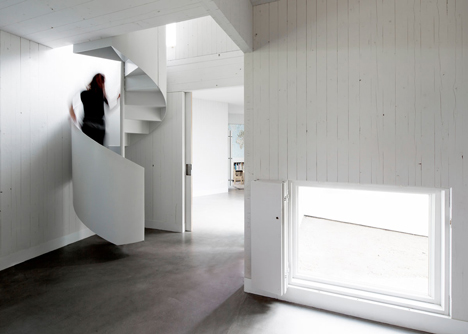 MO House in the woods by FRPO