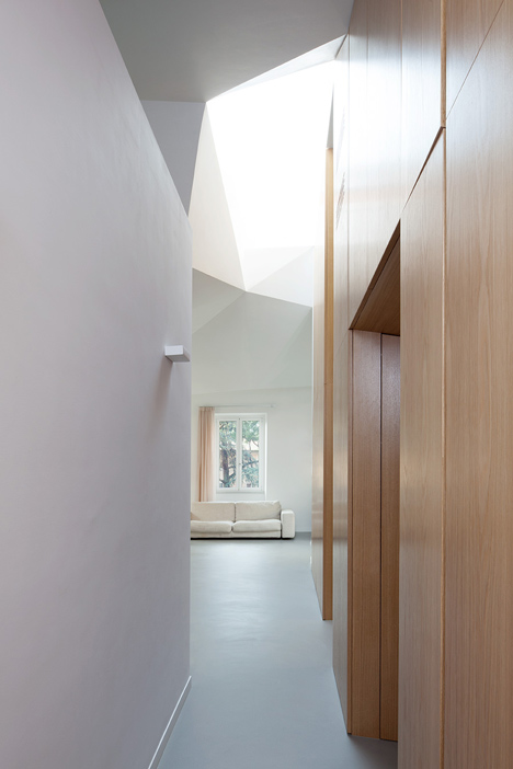 Renovated apartment in Rome by Scape