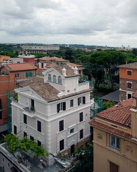 Renovated apartment in Rome by Scape