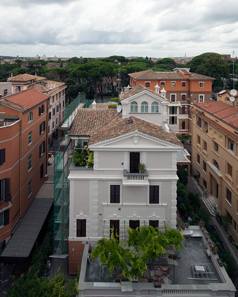 Renovated apartment in Rome by Scape