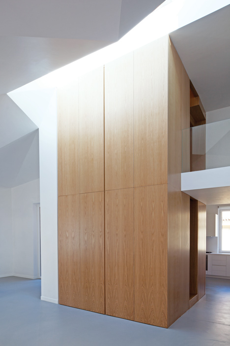 Renovated apartment in Rome by Scape