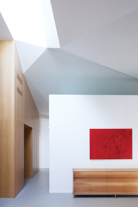 Renovated apartment in Rome by Scape
