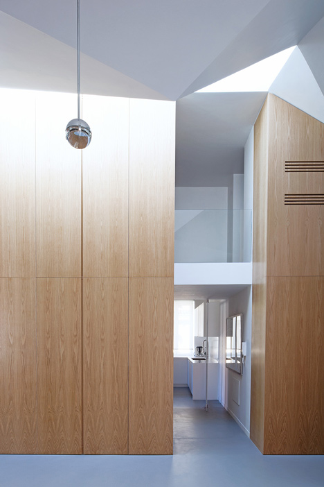 Renovated apartment in Rome by Scape