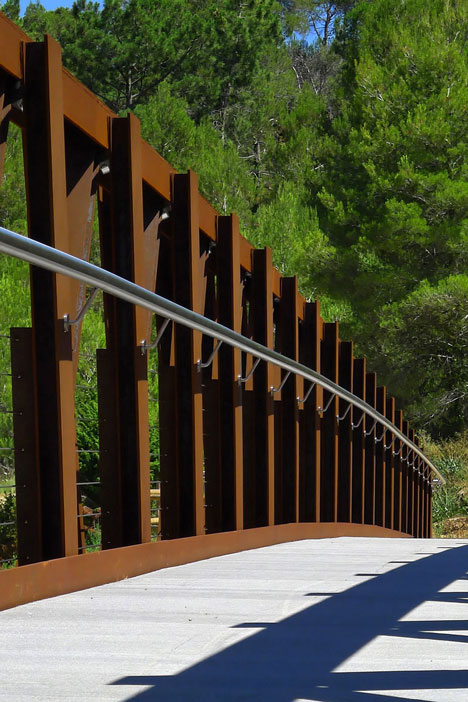 Sant Pere Sacarrera corten steel Footbridge by Alfa Polaris SL