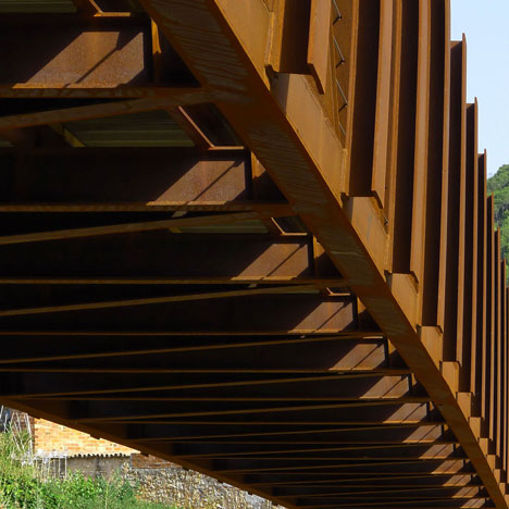 Sant Pere Sacarrera corten steel Footbridge by Alfa Polaris SL