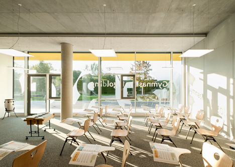 Secondary School Ergolding by Behnisch Architekten