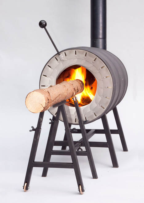 Spruce Stove that burns a whole tree trunk by Michiel Martens and Roel de Boer