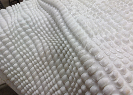 Surfaces that use hacked bacteria to detect dirt or clean themselves 