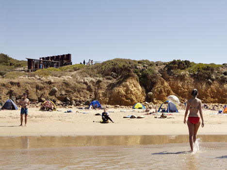 Third Wave Kiosk built from weathered steel piles by Tony Hobba Architects