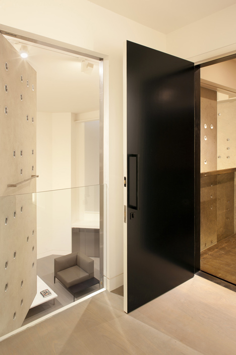 Victorian post office converted into an apartment by 1508 Architects