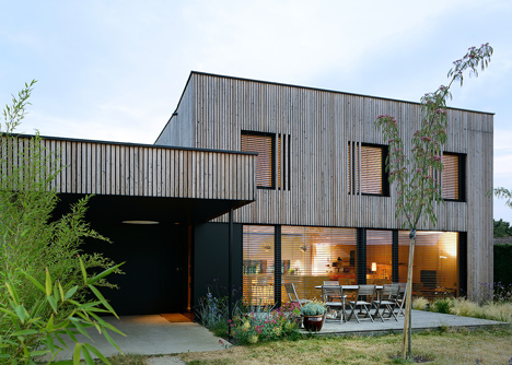 Villa B by Tectoniques