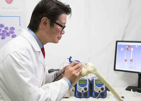 BioPen draws living cells onto wounds to help them heal faster