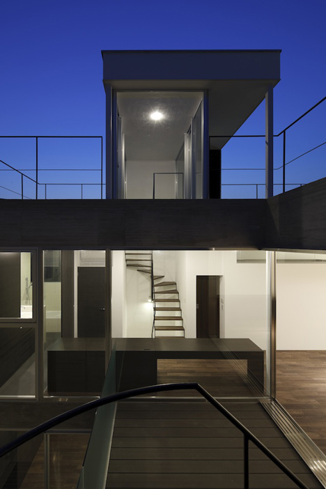 Concrete house named Calm by Apollo Architects & Associates