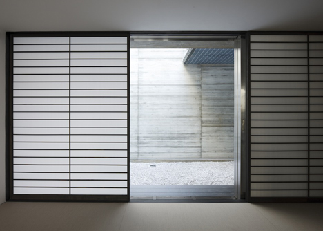 Concrete house named Calm by Apollo Architects & Associates