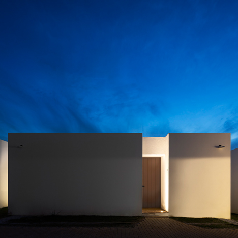 Cork-clad Ecork Hotel in Portugal by José Carlos Cruz