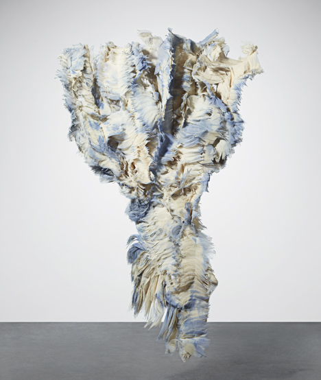 Ink and materials that change colour according to climate by Lauren Bowker