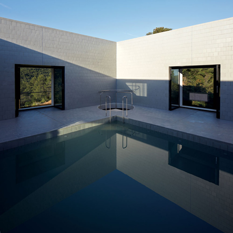 Pezo von Ellrichshausen's Casa Pezo is first of 12 architect-designed dream houses