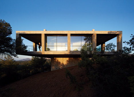 Pezo von Ellrichshausen's Casa Pezo is first of 12 architect-designed dream houses