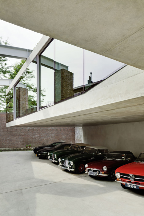 Wiel Arets completes a glazed house for a vintage car collector