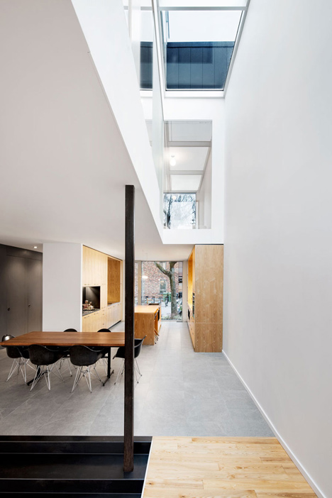 Alexandra Residence by naturehumaine