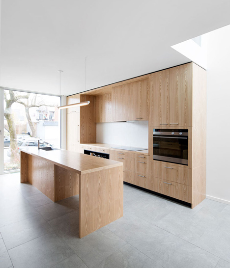 Alexandra Residence by naturehumaine