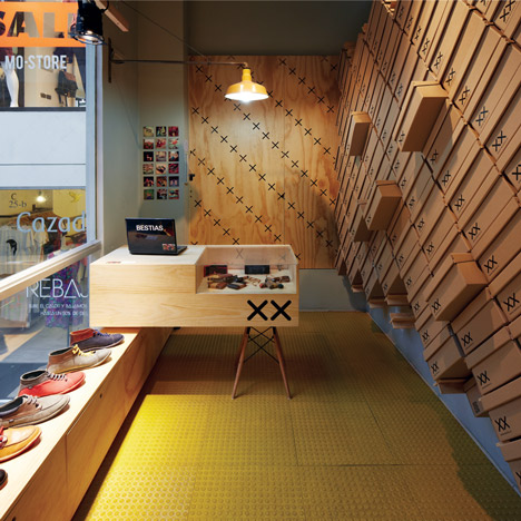 Bestias XX shop interior by Move Architects