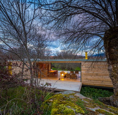 Churtichaga + Quadra-Salcedo built their Four Seasons House in an idyllic meadow