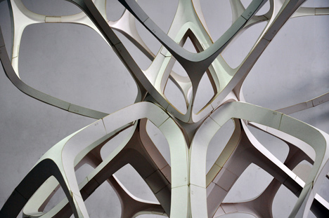 Fragile Beasts sculpture made from paper by Lodz University of Technology students