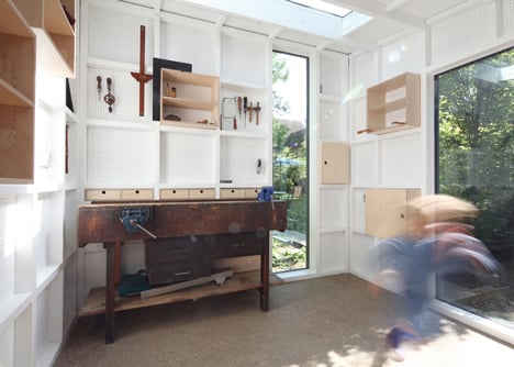 Garden workshop in Cambridge by Rodic Davidson Architects