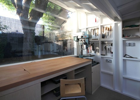 Garden workshop in Cambridge by Rodic Davidson Architects