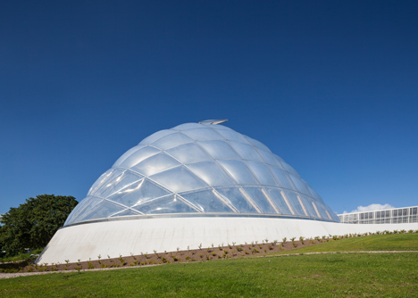 Quilted greenhouse by C. F. Moller allows adaptable light and temperature conditions