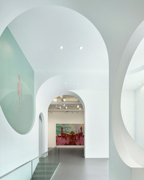 Hongkung Museum of Fine Art Gallery curved interior archways by penda