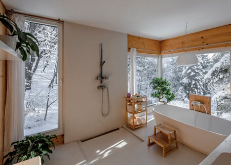 House in the woods in Hungary built in two days by T2.a Architects