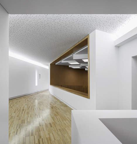 Jewish cultural centre with an acutely angled corner by Goncalo Byrne Arquitectos