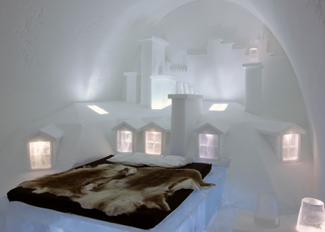 Parisian city skyline carved into an Icehotel room by Les ateliers de Germaine