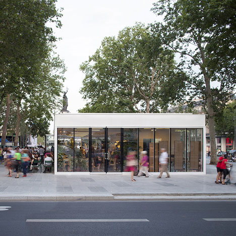 Place de la République and Monde & Médias Pavilion by TVK