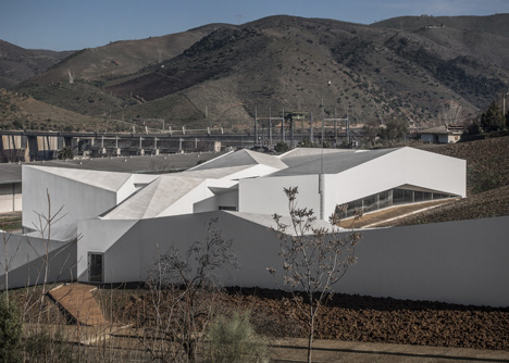 Rowing High Performance Centre in Pocinho by Alvaro Fernandes Andrade