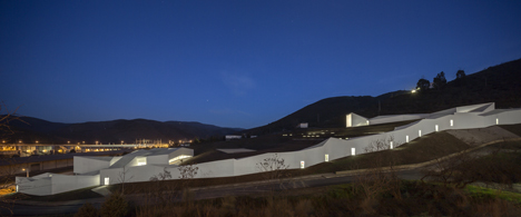 Rowing High Performance Centre in Pocinho by Alvaro Fernandes Andrade