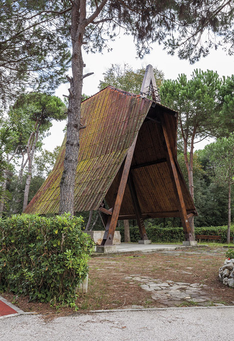 Sant'Anna's Chapel recovery by Studio Galantini