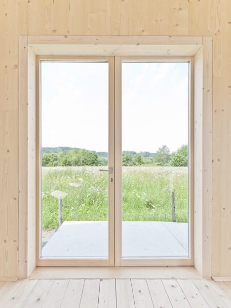 Small museum pavilion designed to resemble a rural shed by Von M