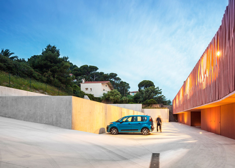 Student housing with a coral-inspired facade by Atelier Fernandez & Serres