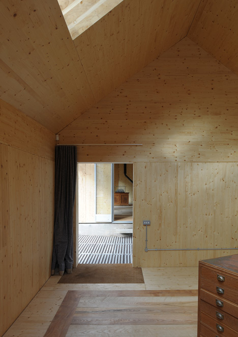 Architecture Archive and Office by Hugh Strange Architects