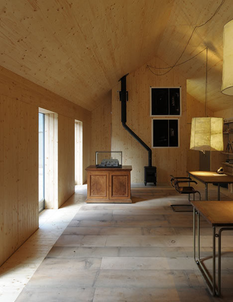 Architecture Archive and Office by Hugh Strange Architects