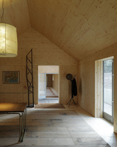 Architecture Archive and Office by Hugh Strange Architects
